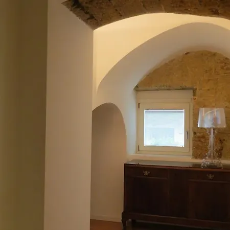 Museo Salinas לינה וארוחת בוקר פלרמו